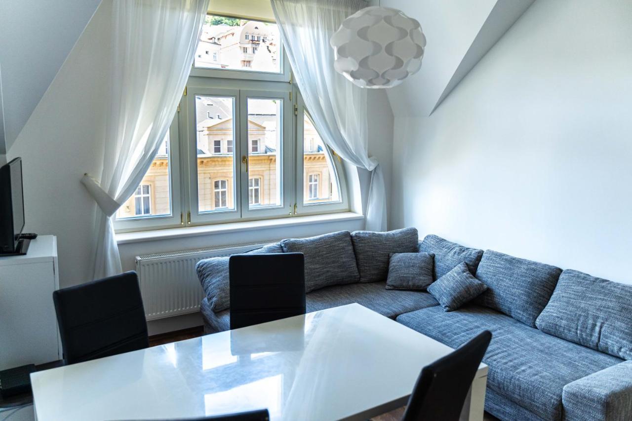 Apartments Valencia كارلوفي فاري المظهر الخارجي الصورة